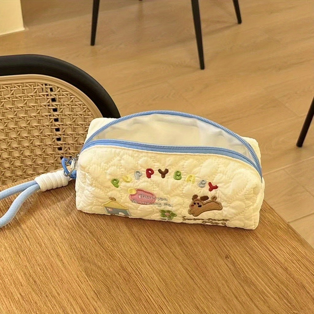 

Kotak Pensil Bordir Anak Anjing Lucu - Kapasitas Besar, Biru Muda & Putih, Desain Anjing Kartun yang Menggemaskan, Sempurna untuk Perlengkapan Sekolah & Penyimpanan Alat Tulis, Kotak Pensil Lucu