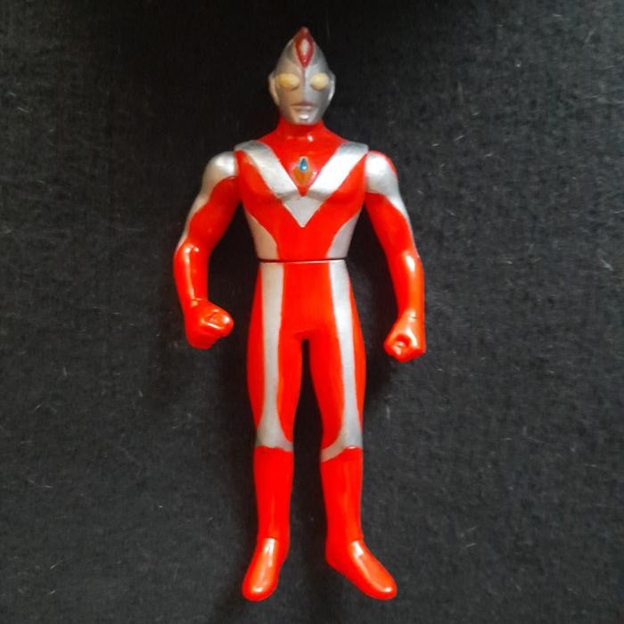 MAINAN... UHS Ultra Hero Series 16 Cm Ultraman Dyna Strong type by Bandai 1997