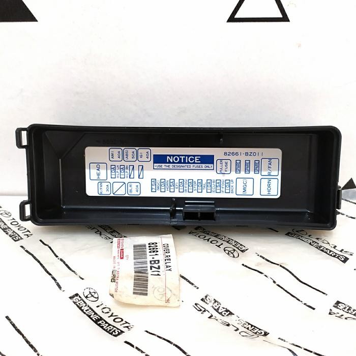 Cover tutup atas rumah box relay sikring Avanza Xenia 82661-BZ011