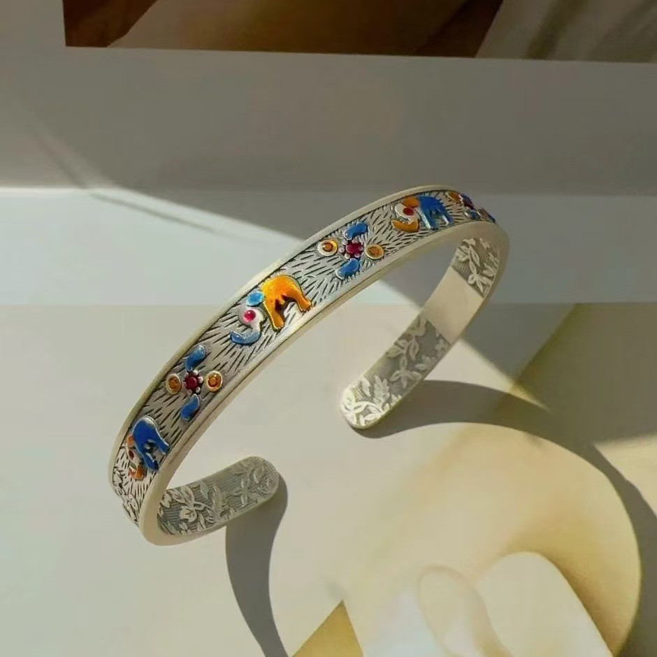 Gelang gajah keberuntungan warna email, proses lem drop oil, gelang bayi gajah, gelang terbuka biru 