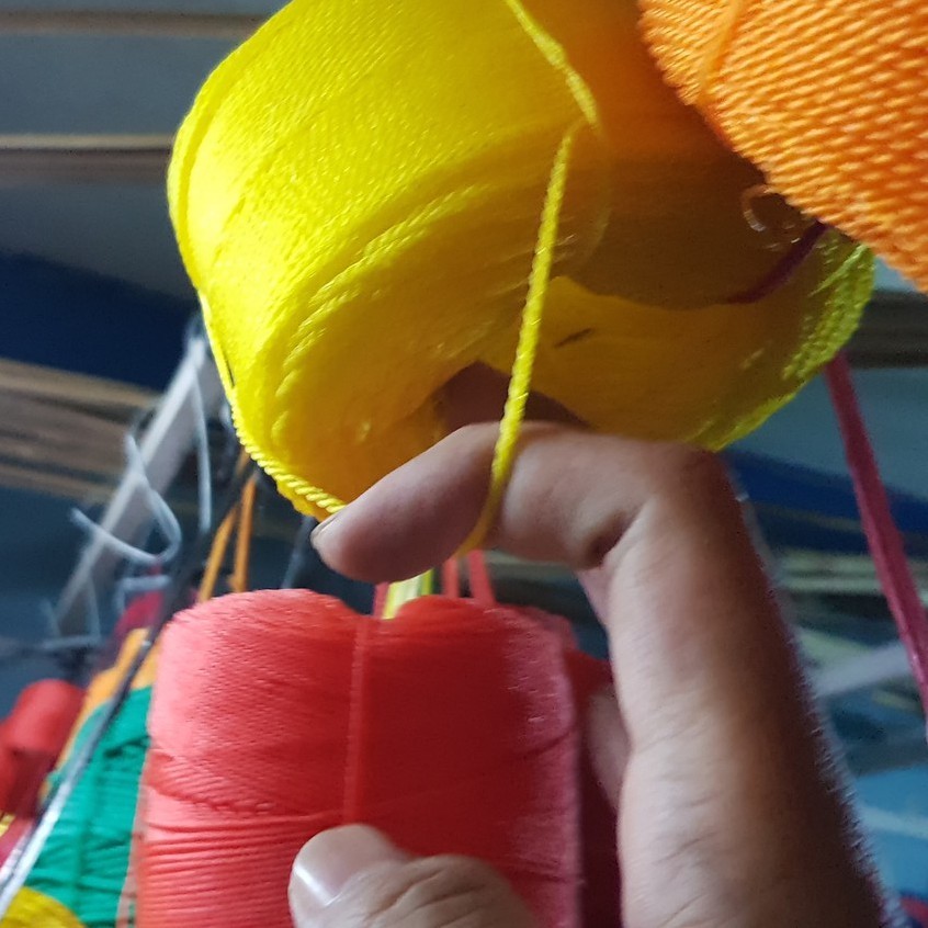 Tali Tambang Plastik 2 MM ( per roll) Untuk Layangan besar Koang Calung Nilon Gapangan Hias Naga
