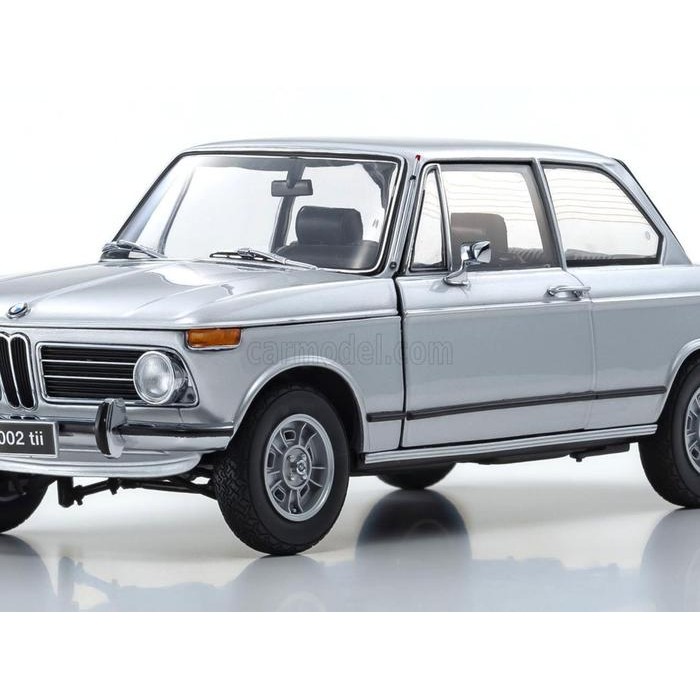 1/18 KYOSHO BMW 2002 Tii SILVER