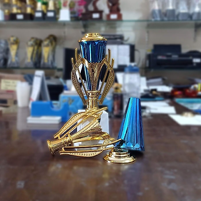 Piala Body 02 Besar (4 pcs) Oslo Besan Piala Murah / Oxlo Piala Besar