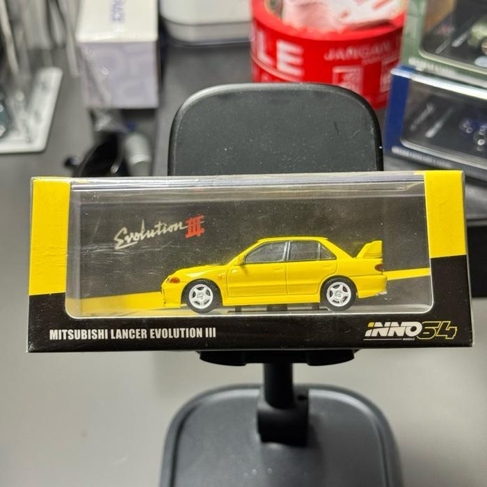 Inno64 lancer evo 3 MITSUBISHI LANCER EVOLUTION III new segel