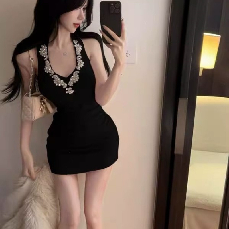[ Cute Hot Label] Hitam murni seksi seksi seksi selebriti kurus temperamen menggantung leher kata
