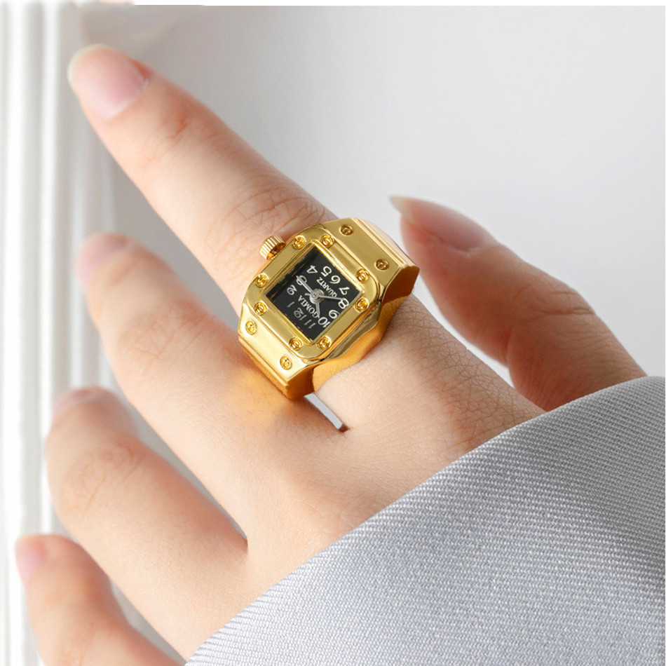 HOT DEALS Jam Tangan Cincin Pasangan Warna Emas Jam Perhiasan Retro Quartz Watch Ring Untuk Wanita