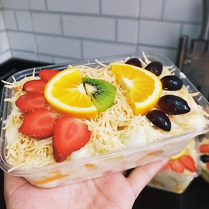 Salad Buah 500 mlBox Salad Buah Creamy Premium Salad Buah Bogor Amanta Segar