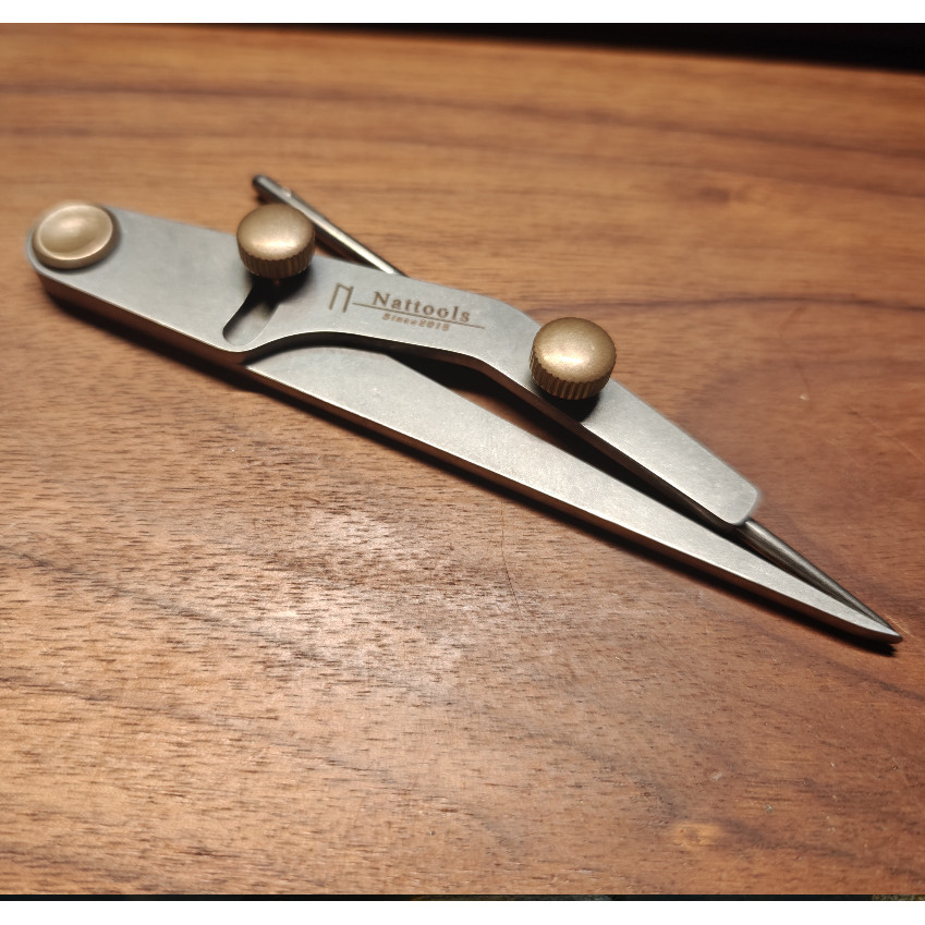 

Nattools DIY Leather Pitch Gauge Professional LeatherCraft Silver Refill Pen Marking Tool Clearance Rules Lockable Spacing Gauge