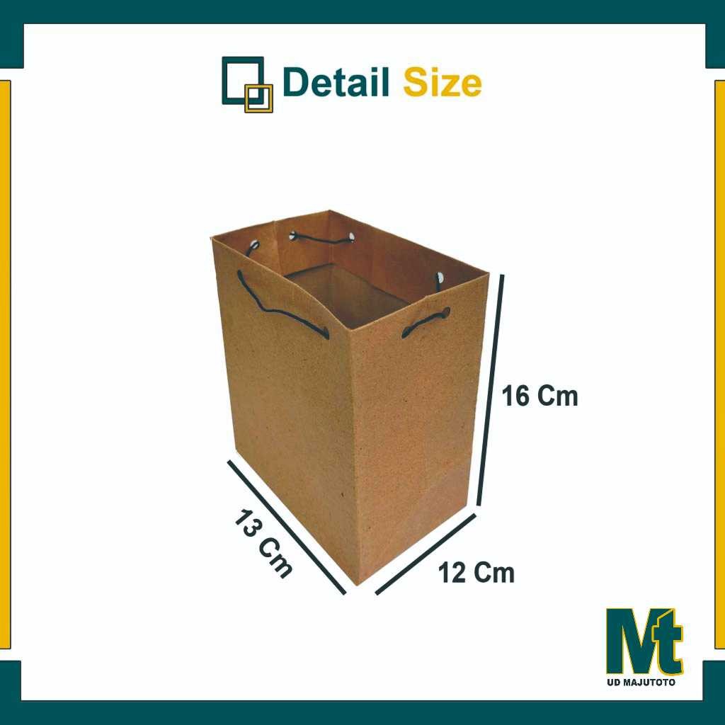 

Paper Bag 13X12X16 Cm (PAKET 12 PCS) / Tas Kertas / Tas Kado / Tas Souvenir