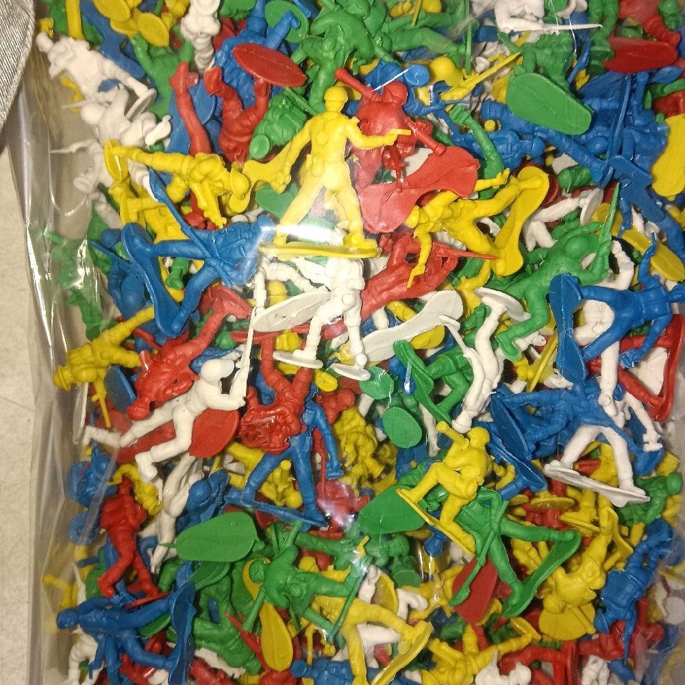 MAINAN TENTARA ANAK LAKI-LAKI PLASTIK 1 KG HARGA PERPACK