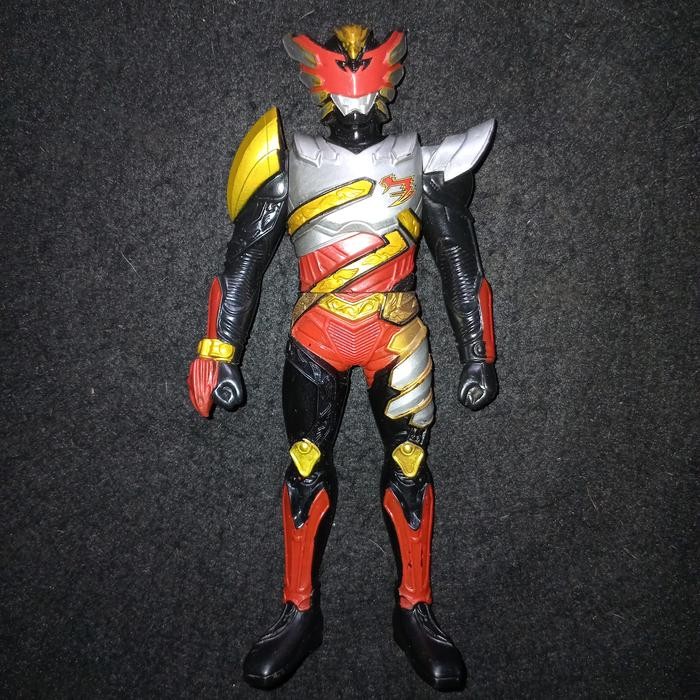 MAINAN... Soft Vinyl 18 Cm Satria Garuda Bima X by Bandai 2014