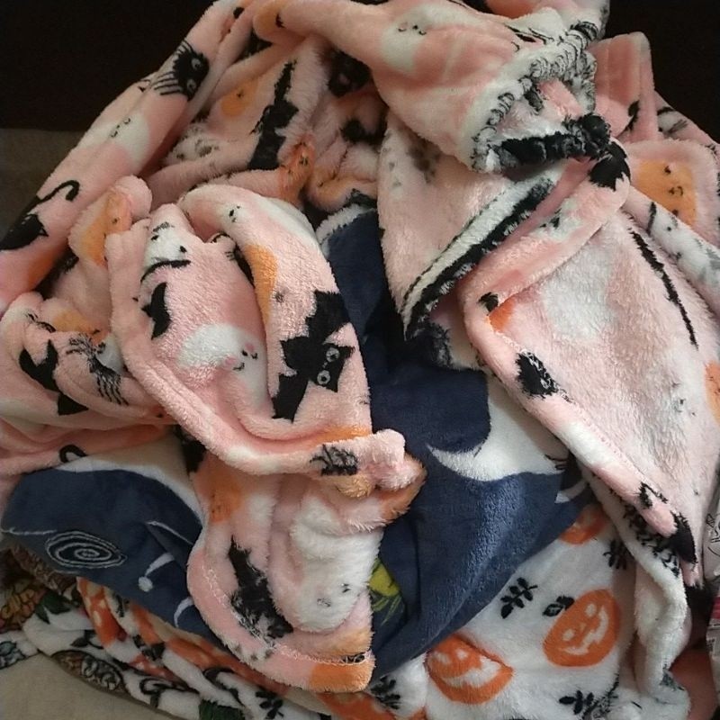 MEMELASHOP selimut king rabbit halloween