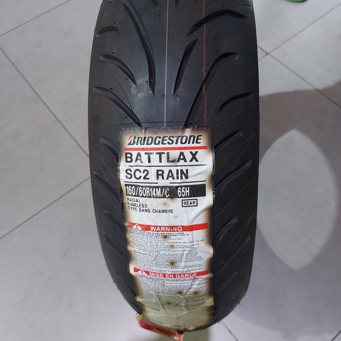 (2022)BAN LUAR MOTOR SC2 R RAIN BATTLAX UKURAN 160/60-14 TUBELESS TL TAHUN PRODUKSI 2022 | BAN DEPAN