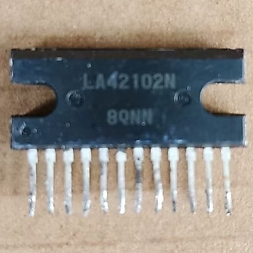 IC LA42102N ORIGINAL COPOTAN