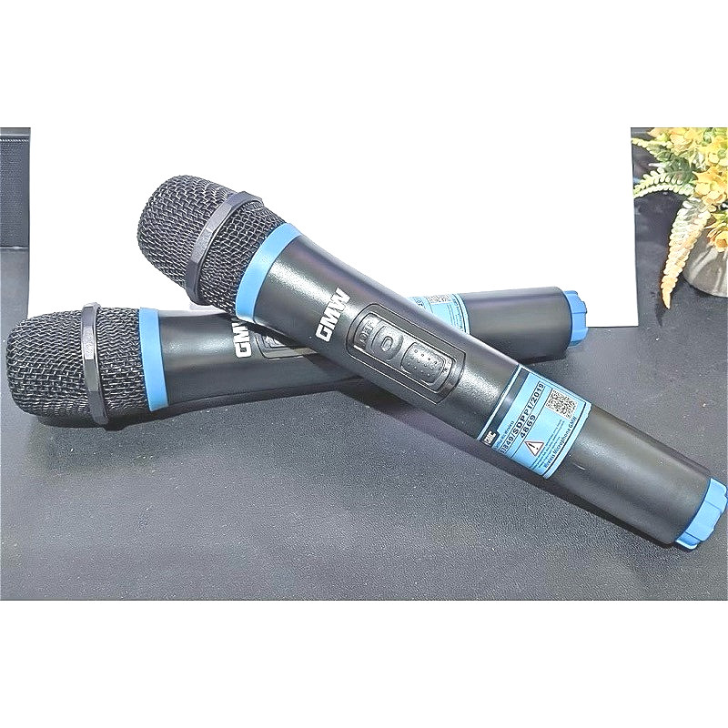 GMC Mic Microphone Wireless GMW Tipe 897G
897E 897R 897S 897H 897B 897Q 897L 897U 897V BIRU
