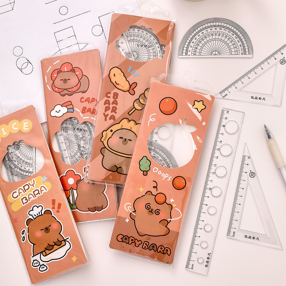 

Penggaris Capybara Set 4 in 1 Plastik Busur Siku Segitiga Lurus Ruler Plastic Motif Kapibara- SE0676