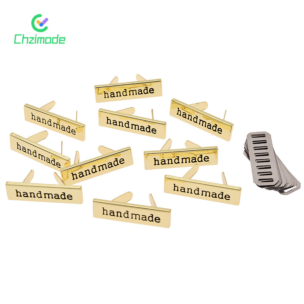 

Chzimade 10Pcs Hand Made Metal Labels Tags Handmade Garment Labels for Clothes Jeans Shoes Bags DIY Letter Sewing Crafts