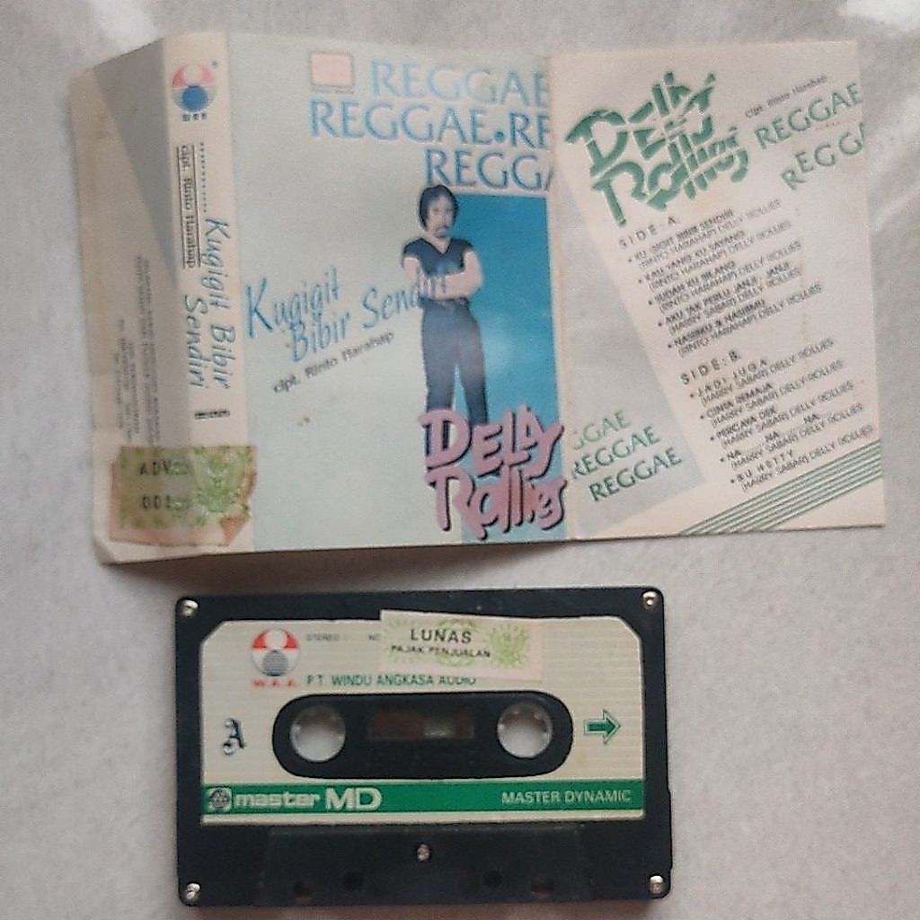 kaset pita  delly rollies