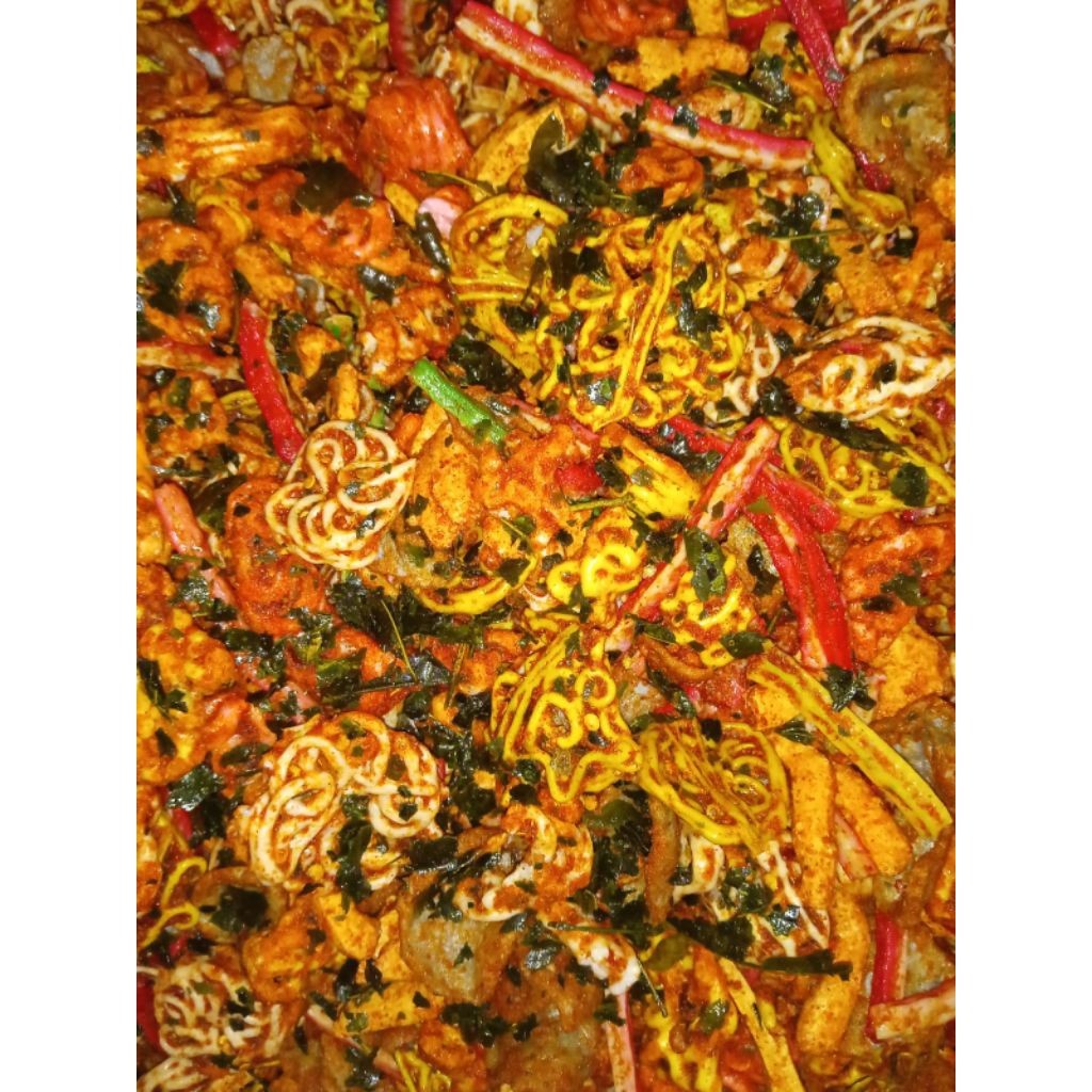 

Seblak campur extra pedas daun jeruk 1kg sebring seblak garing