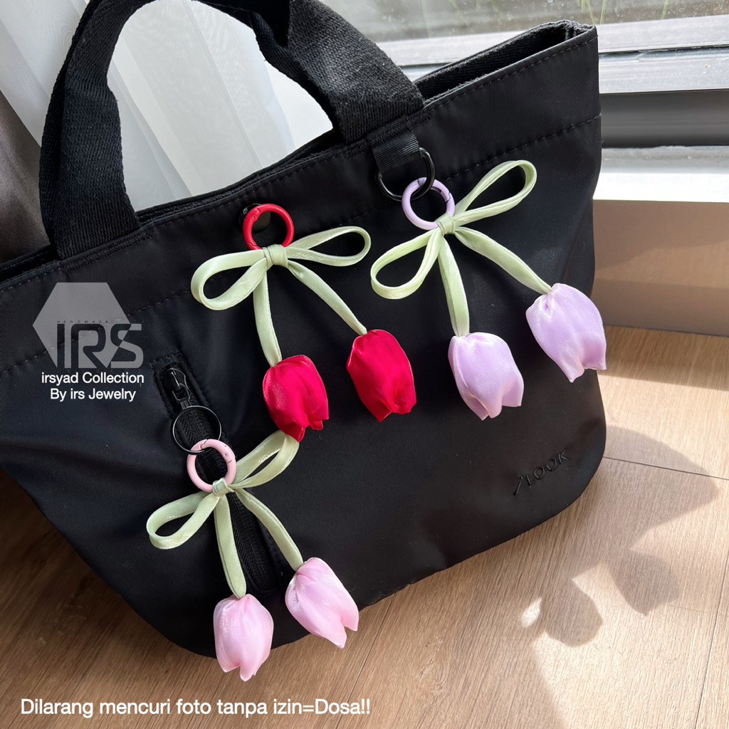 Gantungan Kunci Aesthetic Bunga Tulip – Cocok untuk Tas Sekolah & Tote Bag | gantungan kunci couple 