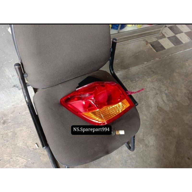 stoplamp lampu belakang outlander