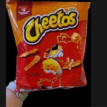 

CHEETOS RASA KEJU MADE WITH CHEESE 120 GR
