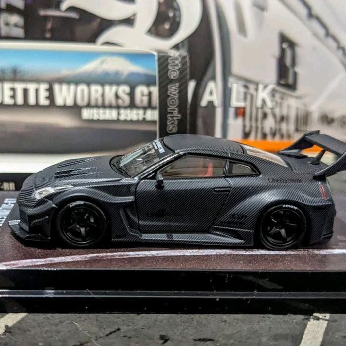 ME99 Diecast Inno64 LBWK LB Silhouette Works GT Nissan Skyline GTR R35 Blacl Carbon