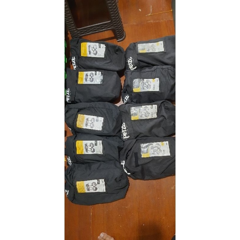 safety harness Petzl Falcon, beal hero sit