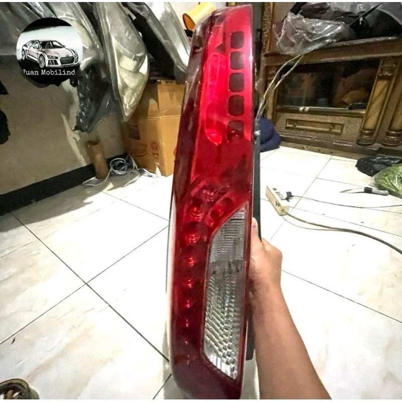 stoplamp lampu belakang nissan xtrail t31 led original