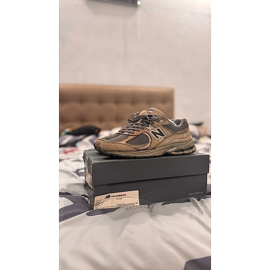 NB 2002r Grey
