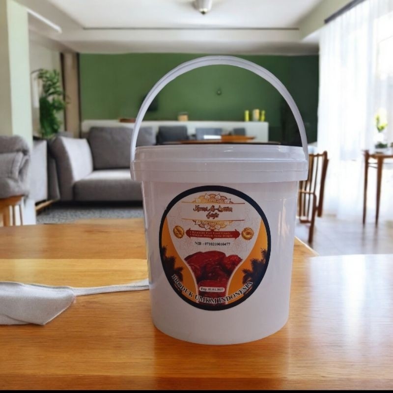 

KURMA AL QASSEM EMBER - KURMA PREMIUM BERKUALITAS