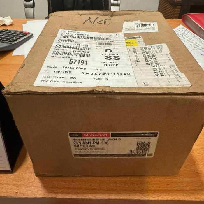 Alternator Genuine Ford Escape 3.0 BEST