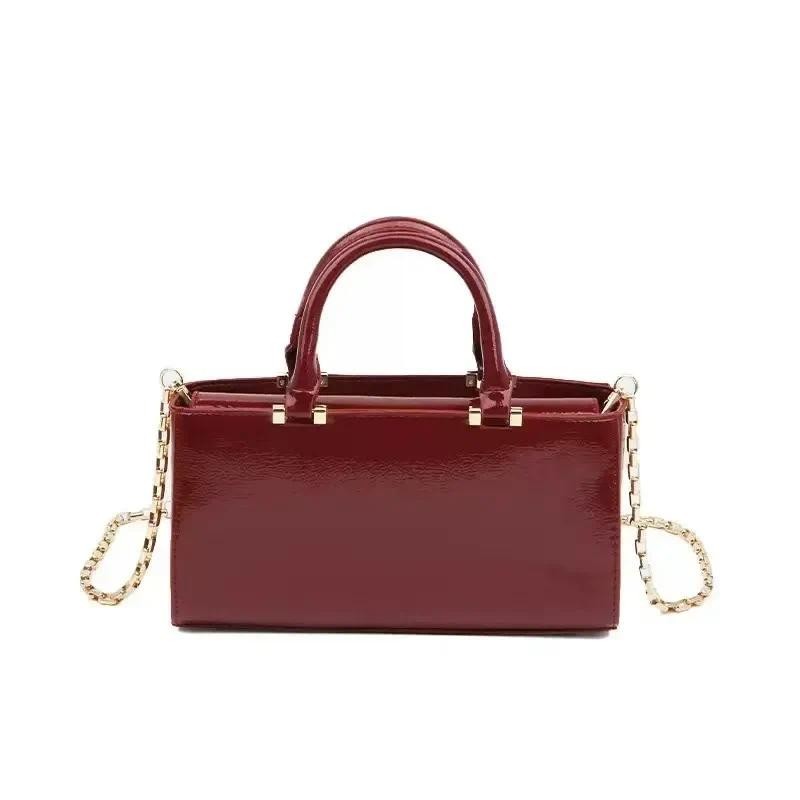 Fashionable Mini Shoulder Crossbody Handbag Women's Bag Red Quilted PU Leather Trendy Chain Strap Ne