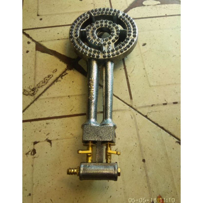 kompor martabak manis 2 kran