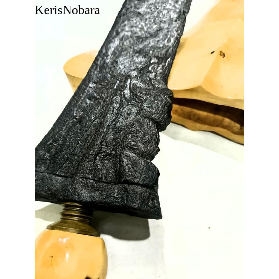 Pusaka Tindih Bethok Putut Luk Sinandi Warangka Sandang Walikat Ori laris manis