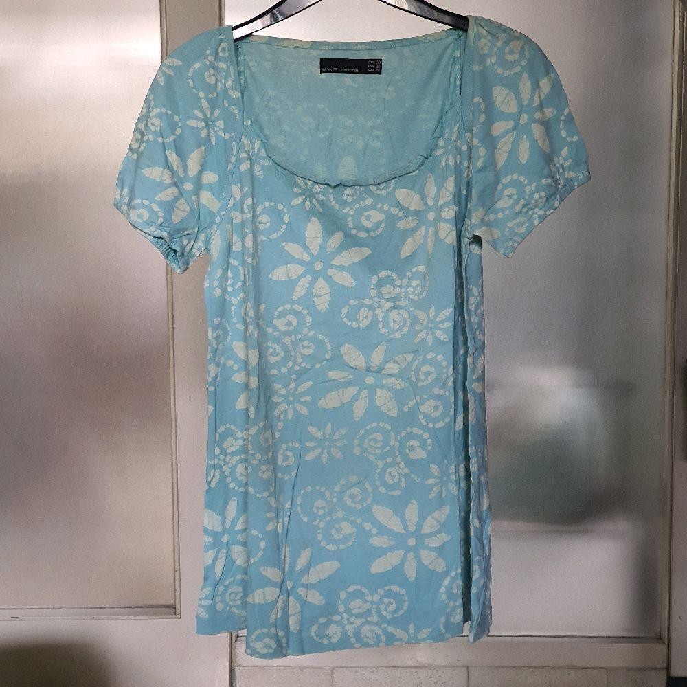 Z baju wanita atasan cewek kaos blouse blus hammer collection biru muda motif bunga putih preloved s