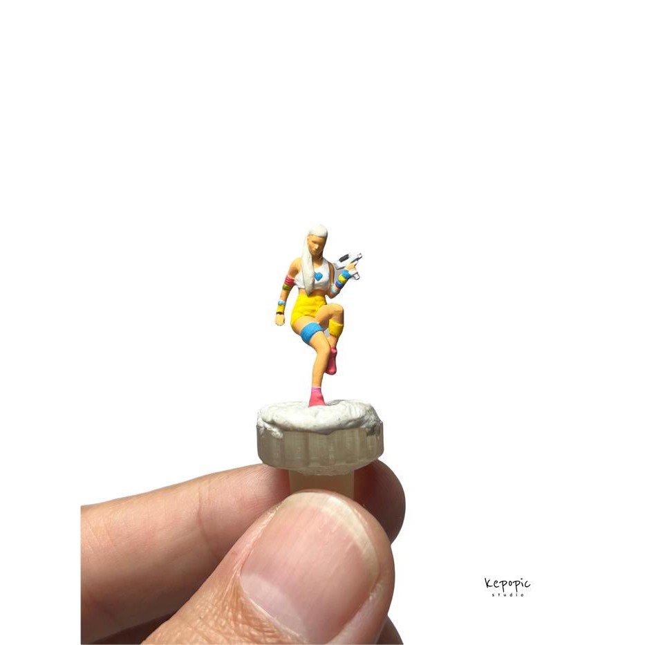 IGS99 Figure chappie boy girl skala 1/64 tomica kyosho preiser KS111 - Yolandi