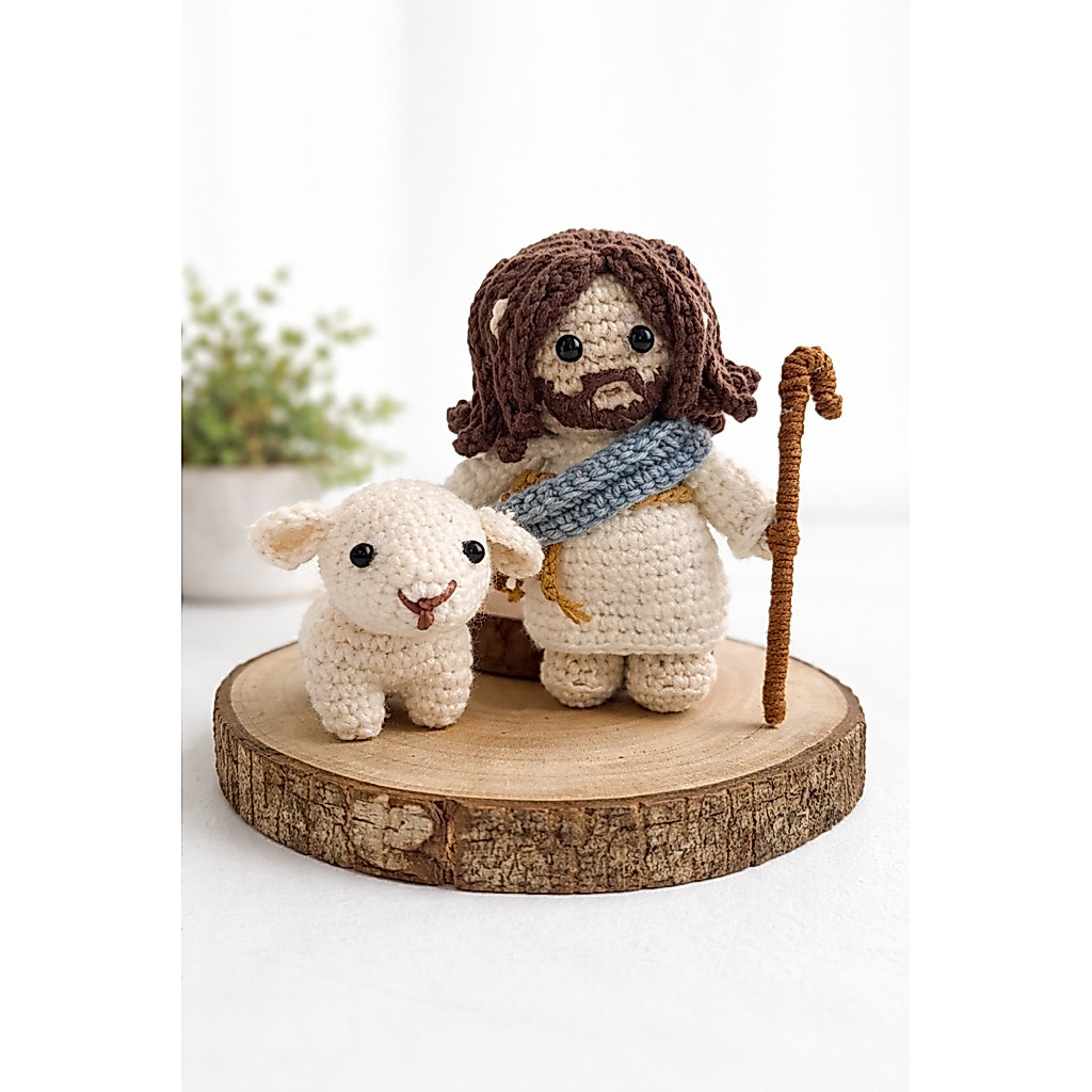 Yesus sang gembala baik, Gantungan kunci amigurumi Yesus handmade rajutan