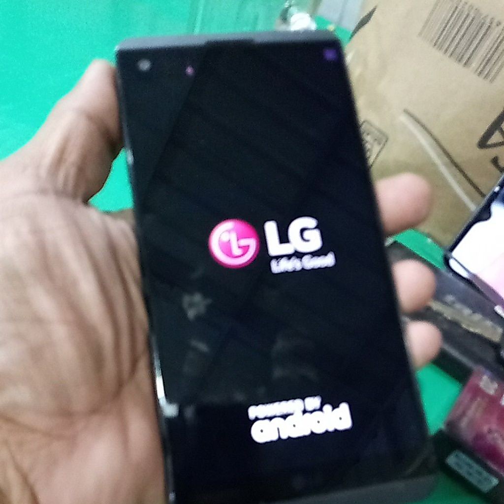 LG v20