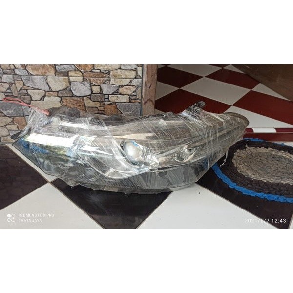 Logo embos emblem lexus lx 570 90975-02133/121