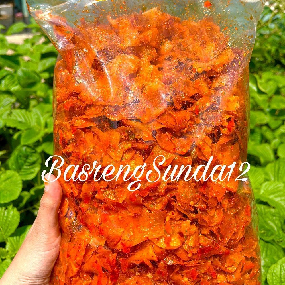 

1KG SEBLAK KERIPIK SINGKONG KRIWIL PEDAS DAUN JERUK Cemilan food Snacks Asin