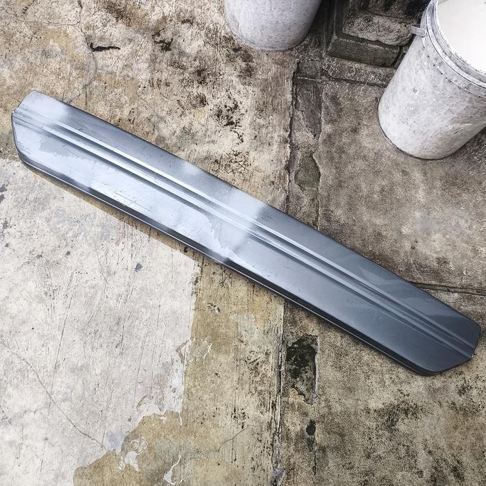 Moulding Bagasi Toyota Kijang Krista Original