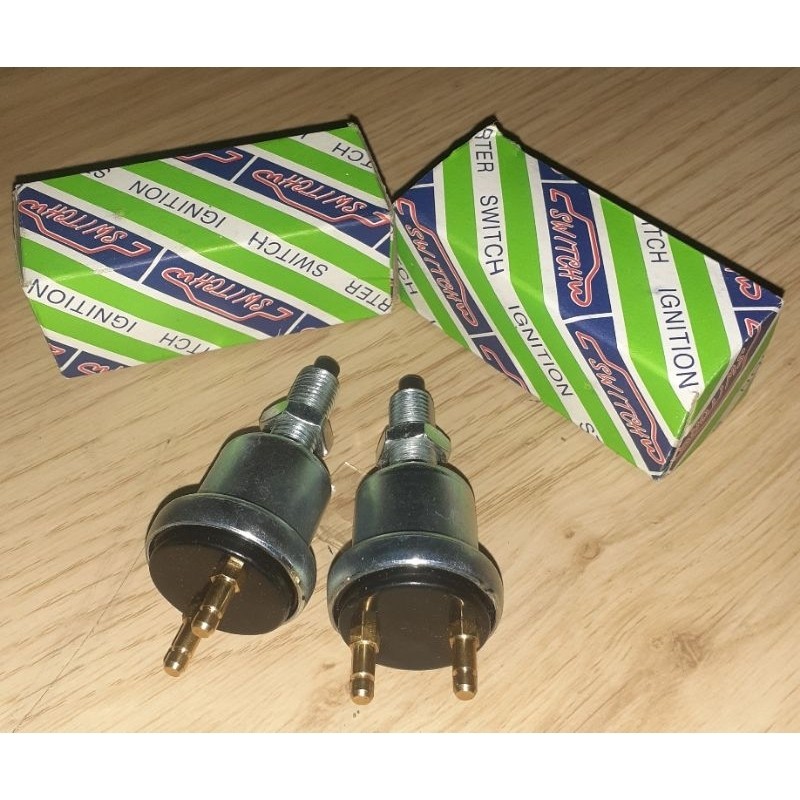 Switch Stop / Switch Rem PS100 Cary L300 ST100 Saklar Rem Mobil Universal Pengganti Asli