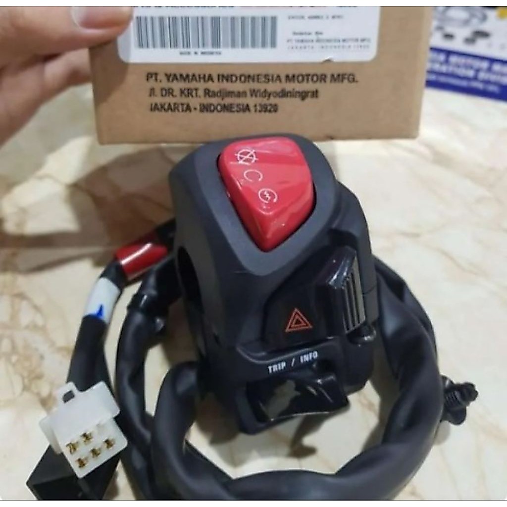 Holder Saklar Kanan Yamaha XMax 250 OLD B74-H3973-00