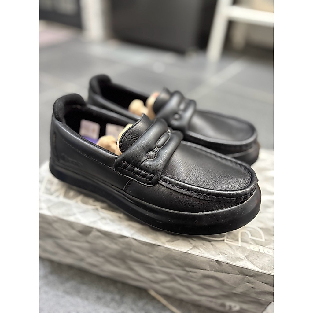 Wander.etc Size 39 (25cm) bahan kulit, dulu beli di Seek.