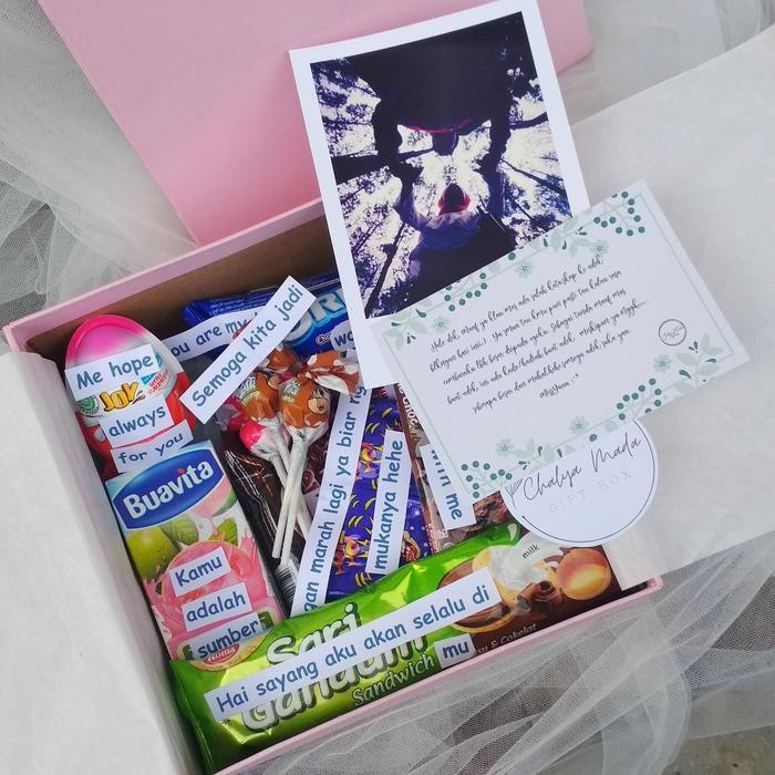 

gift box snack, hampers snack