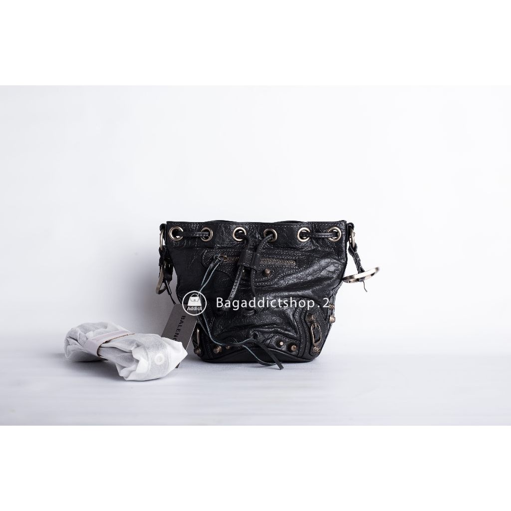 Bagaddict Tas B Wanita Kulit Asli Le Cagole PomPon Mini Grey SHW SM