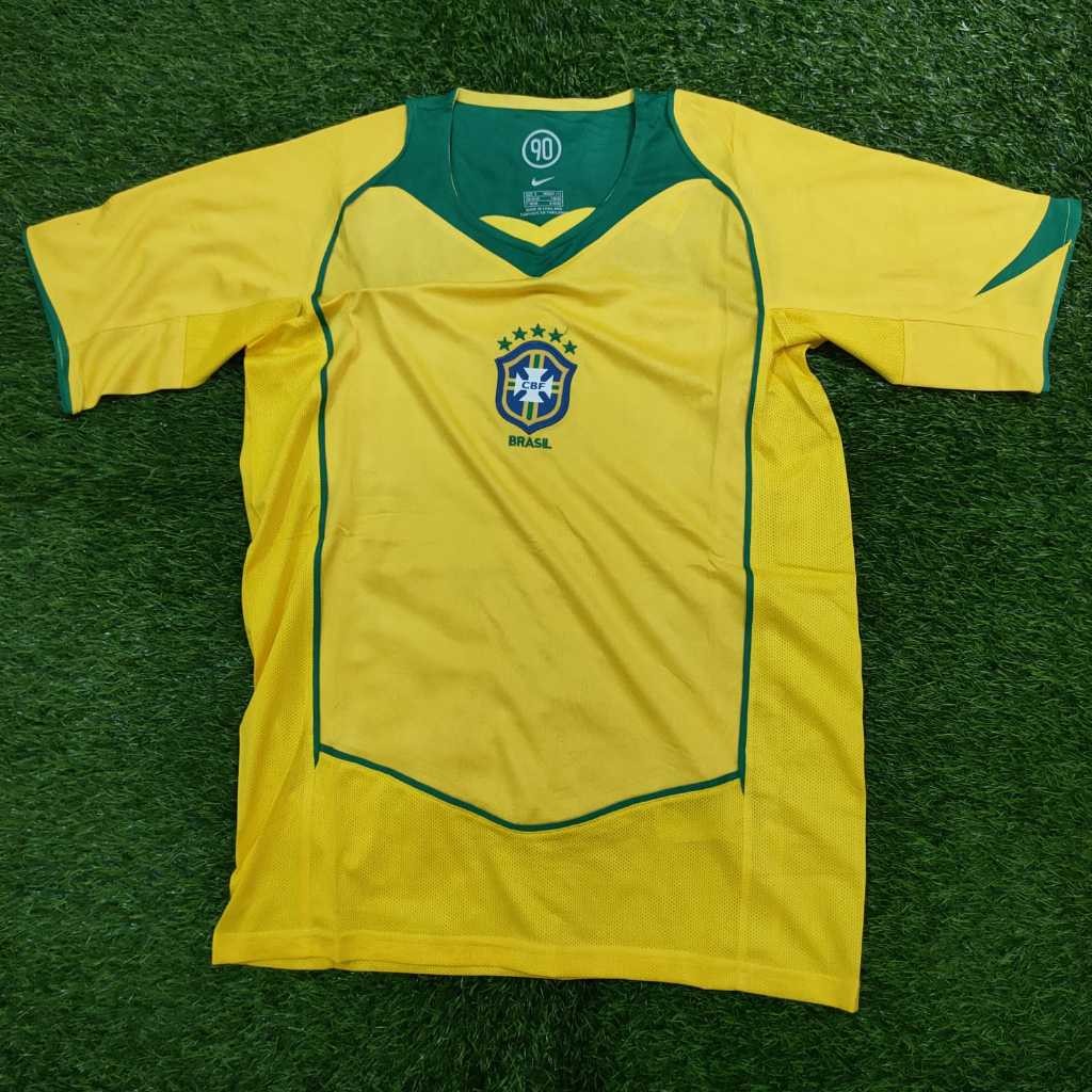 (RETRO) JERSEY BOLA RETRO BRAZIL HOME COPA AMERICA 2004 GRADE AAA VINTAGE CLASSIC