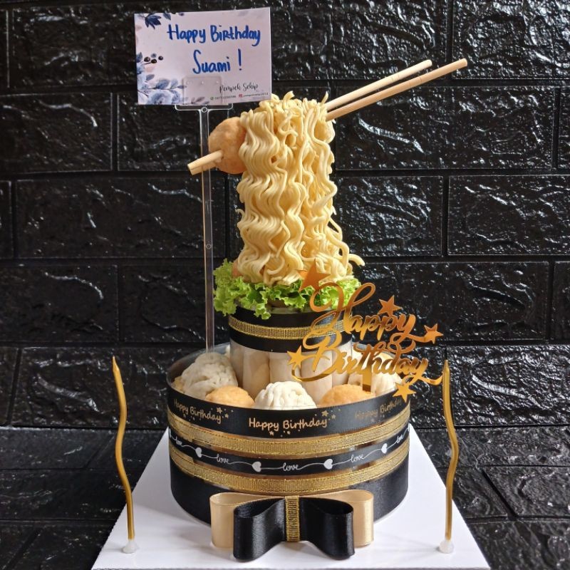 

[BISA DADAKAN] Kue Flying Noodle isi 30 | Kue Ultah pempek | kue ulang tahun pempek | pempek tower | pempek cake | birthday gift