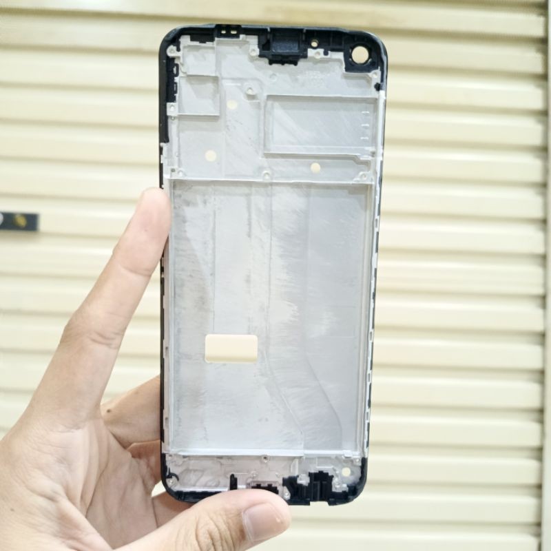 FRAME LCD TATAKAN LCD TULANG TENGAH MIDDLE REALME 7I / REALME 17